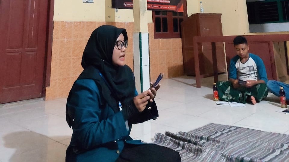 Bertabur Percaya Diri, Mahasiswa KKN Universitas Diponegoro Gelar “Pentas Public Speaking” di Desa Dologan